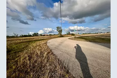 1430 NW 24th Place, Cape Coral, FL 33993 - Photo 4