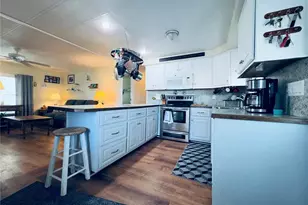 646 Fairmount Dr, North Port, FL 34287 - Photo 4