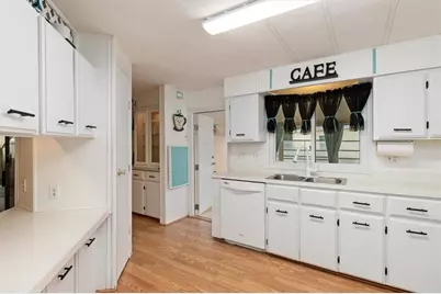 3301 Goldfinch Lane, Englewood, FL 34224 - Photo 6