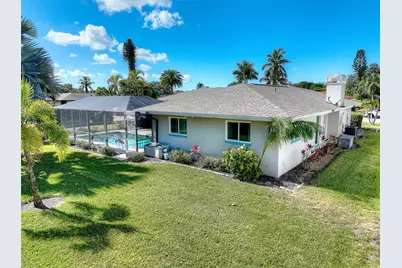 5345 Shalley Circle W, Fort Myers, FL 33919 - Photo 2