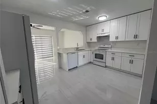 18113 Cochran Blvd, Port Charlotte, FL 33948 - Photo 2