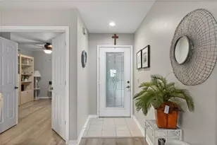 11365 SW Essex Dr, Lake Suzy, FL 34269 - Photo 8