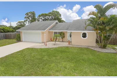 1415 Falcon Road, Venice, FL 34293 - Photo 1
