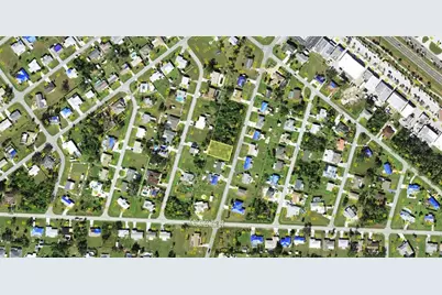 646 W Tarpon Boulevard NW, Port Charlotte, FL 33952 - Photo 2