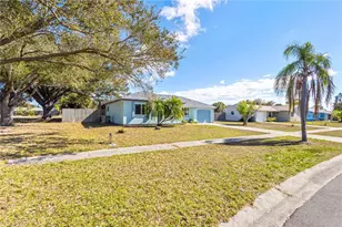 6057 Myrtlewood Rd, North Port, FL 34287 - Photo 30