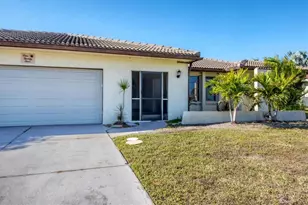 124 Da Vinci Dr, Nokomis, FL 34275 - Photo 2