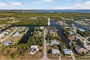 19199 Almadyde Ct, Port Charlotte, FL 33948 - Photo 2