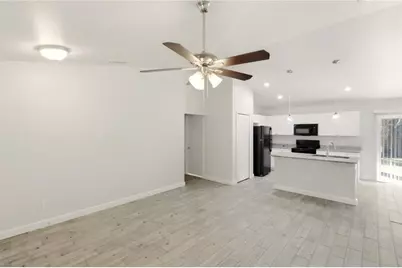 19095 Roosevelt Avenue, Port Charlotte, FL 33954 - Photo 6