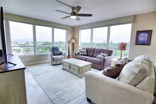 627 Alhambra Rd, Venice, FL 34285 - Photo 6