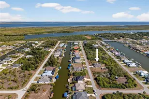 15507 Aqua Cir, Port Charlotte, FL 33981 - Photo 2