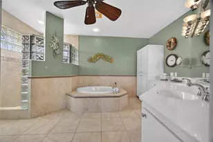 610 Brindisi Ct, Punta Gorda, FL 33950 - Photo 28