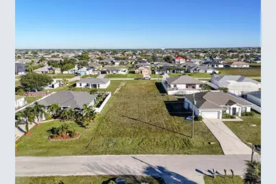 1317 NW 9th Terrace, Cape Coral, FL 33993 - Photo 2