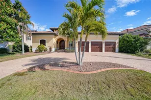 166 Hibiscus Dr, Punta Gorda, FL 33950 - Photo 2