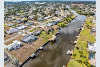 774 Spring Lake Boulevard NW, Port Charlotte, FL 33952 - Photo 30