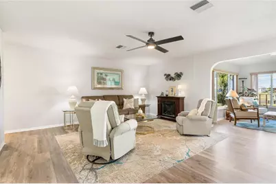 774 Spring Lake Boulevard NW, Port Charlotte, FL 33952 - Photo 4