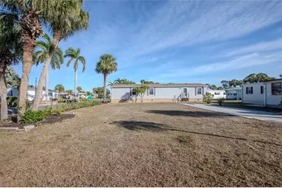 2100 Kings Highway #28, Port Charlotte, FL 33980 - Photo 4