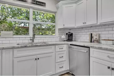 6723 Avenue C, Sarasota, FL 34231 - Photo 30