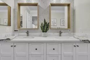 6723 Avenue C, Sarasota, FL 34231 - Photo 42