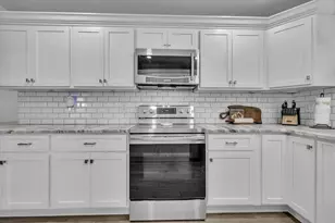 6723 Avenue C, Sarasota, FL 34231 - Photo 32