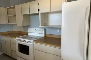 21130 Gladis Ave, Port Charlotte, FL 33952 - Photo 6