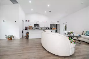 8031 Sandy Cir, Labelle, FL 33935 - Photo 18