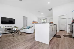 8031 Sandy Cir, Labelle, FL 33935 - Photo 4