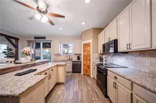 2724 Suncoast Lakes Blvd, Punta Gorda, FL 33980 - Photo 10