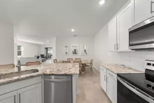 18244 Cropside Trl, Bradenton, FL 34211 - Photo 10