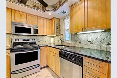 19505 Quesada Avenue #EE202, Port Charlotte, FL 33948 - Photo 10