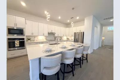 13081 Tulum Loop, Venice, FL 34293 - Photo 8