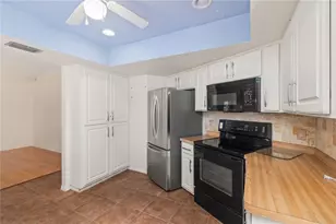 26145 Dunedin Ct, Punta Gorda, FL 33983 - Photo 4