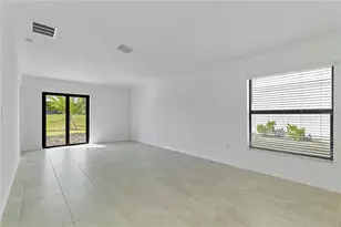 9136 Tequila Sunrise Dr, Sarasota, FL 34241 - Photo 14