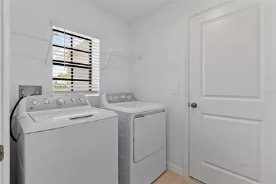 9136 Tequila Sunrise Drive, Sarasota, FL 34241 - Photo 30