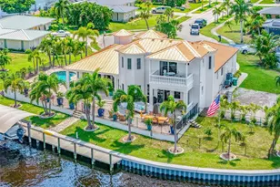 290 Tait Terrace SE, Port Charlotte, FL 33952 - Photo 4