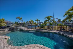 290 Tait Terrace SE, Port Charlotte, FL 33952 - Photo 2