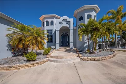 290 Tait Terrace SE, Port Charlotte, FL 33952 - Photo 10