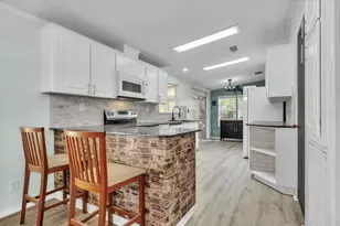 3918 Wildview Ct, North Fort Myers, FL 33917 - Photo 8