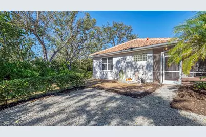 4900 Old Oakleaf Drive, Sarasota, FL 34233 - Photo 68