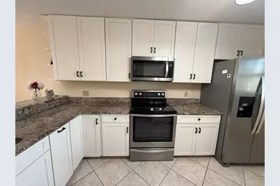175 Kings Highway #B8, Punta Gorda, FL 33983 - Photo 4