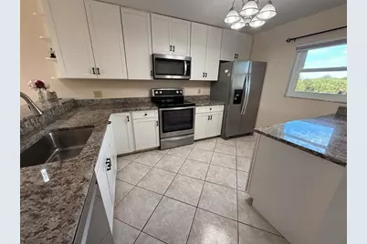 175 Kings Highway #B8, Punta Gorda, FL 33983 - Photo 2