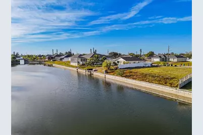 322 NE 20th Street, Cape Coral, FL 33909 - Photo 34