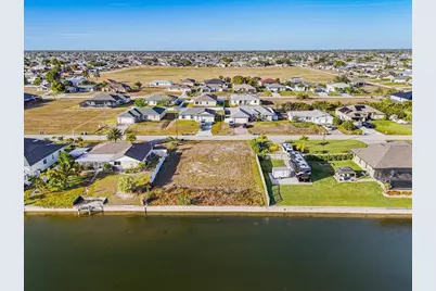 322 NE 20th Street, Cape Coral, FL 33909 - Photo 14