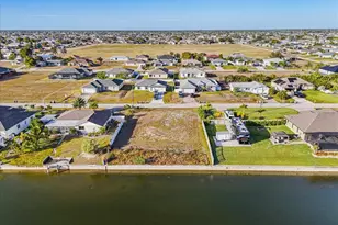 322 NE 20th St, Cape Coral, FL 33909 - Photo 14