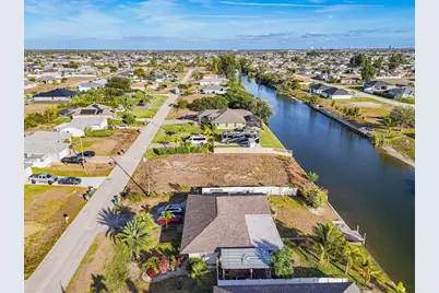 322 NE 20th Street, Cape Coral, FL 33909 - Photo 12