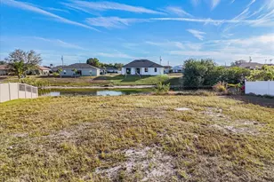 322 NE 20th St, Cape Coral, FL 33909 - Photo 38