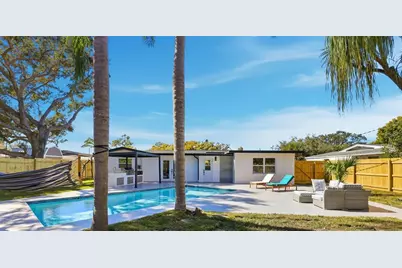 4637 Maceachen Boulevard, Sarasota, FL 34233 - Photo 44