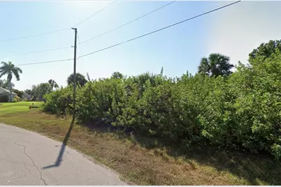 132 Crevalle Road, Rotonda West, FL 33947 - Photo 2