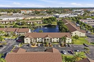 9270 Lake Park Dr, Fort Myers, FL 33919 - Photo 6