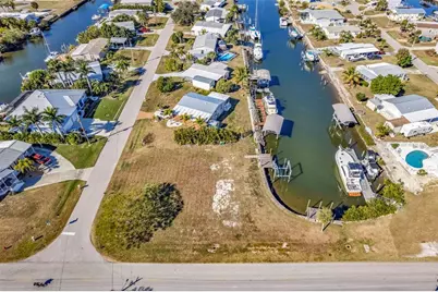 700 Hollyhill Court, Punta Gorda, FL 33950 - Photo 14