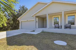 106 Red Cedar Park, Rotonda West, FL 33947 - Photo 2